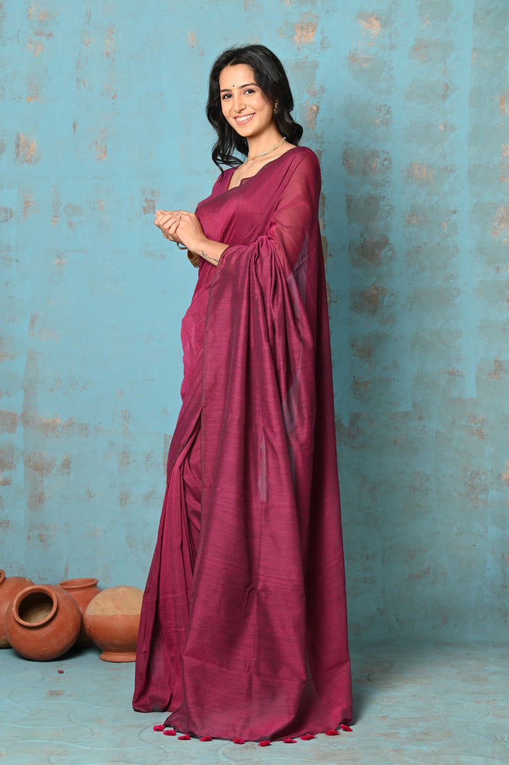 Exquisite Magenta Mulmul Cotton Handloom Woven Saree