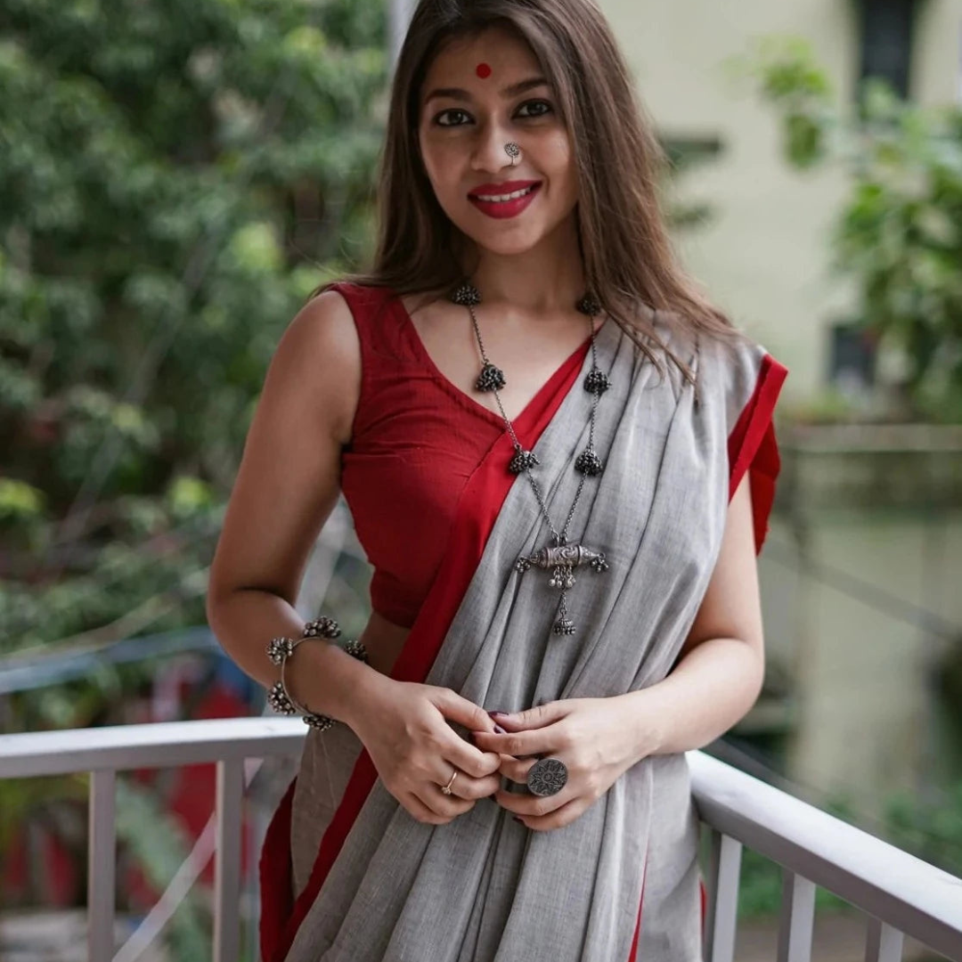 Elegant Grey and Red Digital Printed Linen Saree