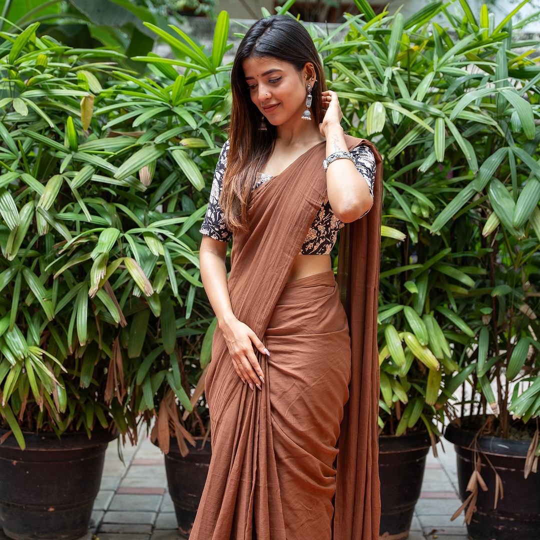 Elevate Your Style with Our Coffee-Colored Traditional Chanderi Cotton Saree