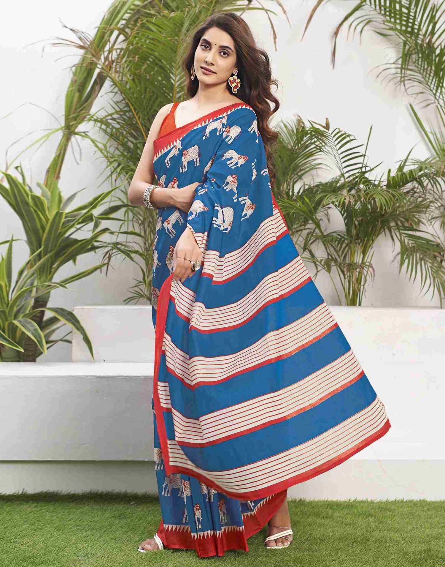 Graceful Blue Printed Cotton Saree