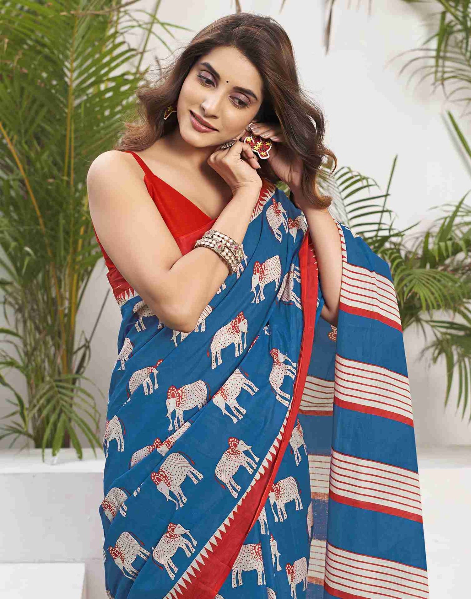 Graceful Blue Printed Cotton Saree