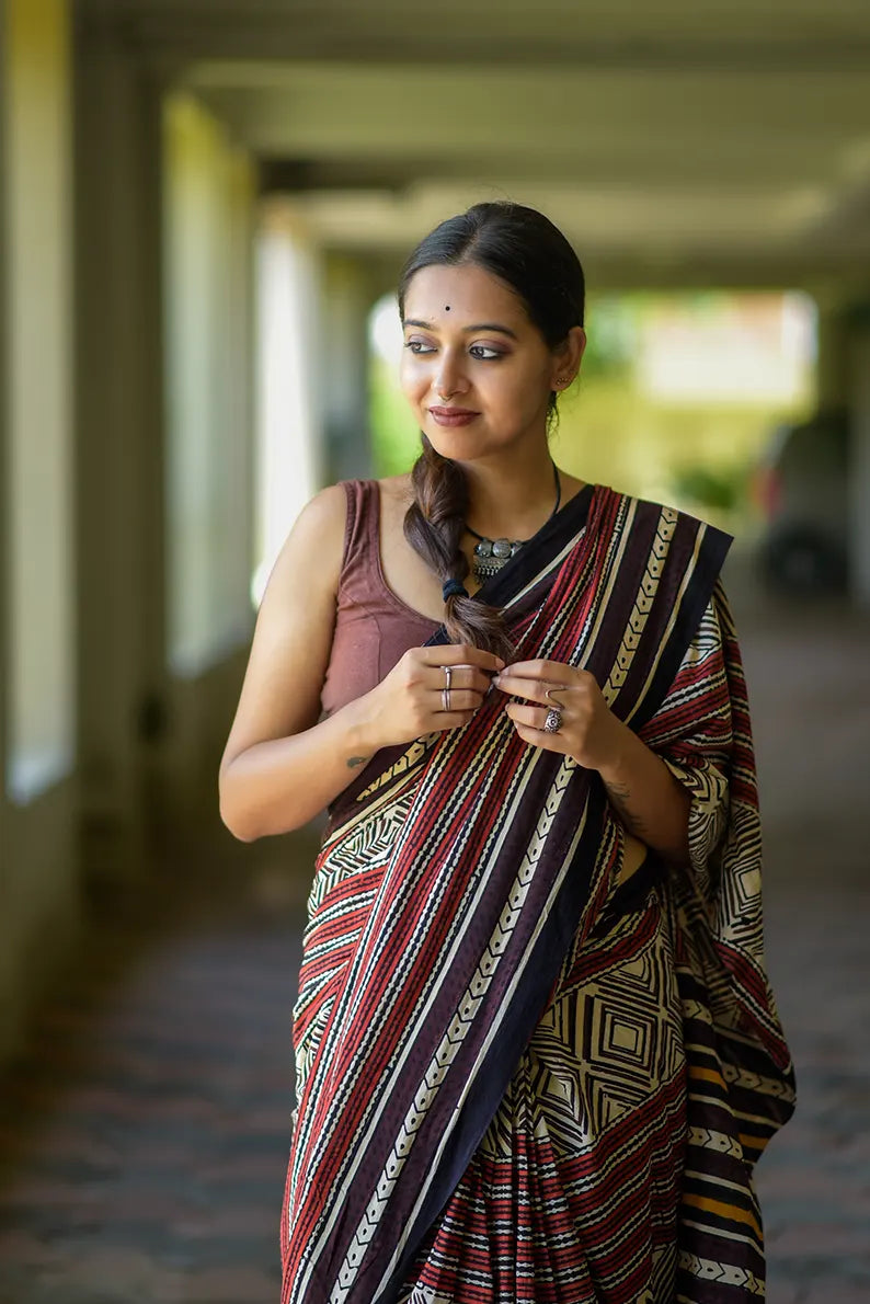 Elegant Black and Multicolor Printed Cotton Saree