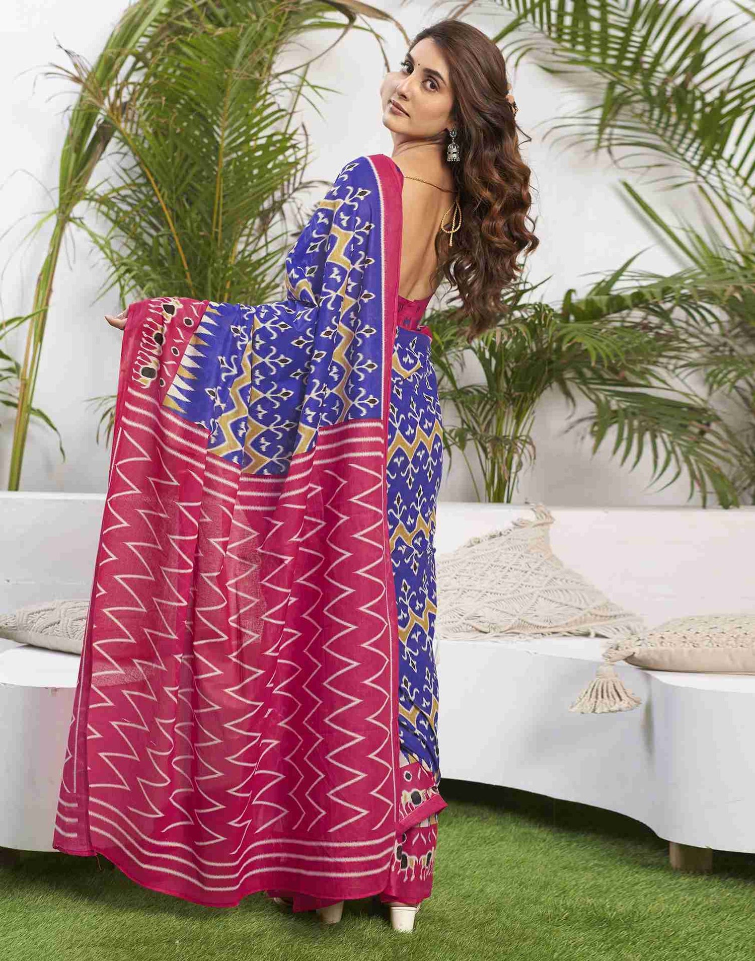 Elegant Purply Blue Printed Cotton Saree